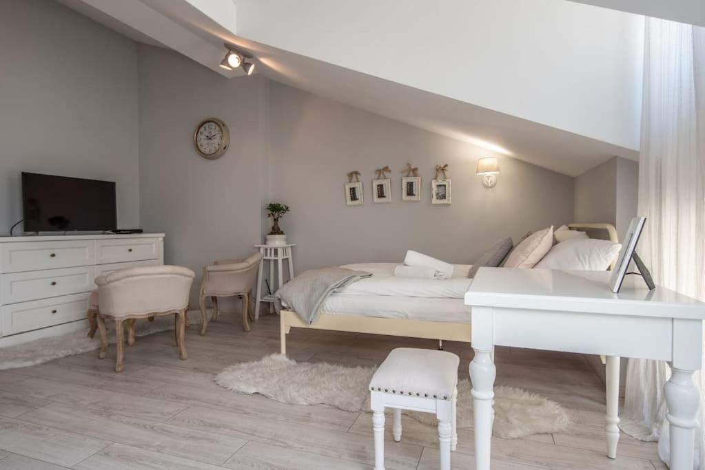 Апартаменти Apartament O Wysokim Standardzie W Centrum Miasta Краків Екстер'єр фото