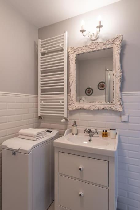 Апартаменти Apartament O Wysokim Standardzie W Centrum Miasta Краків Екстер'єр фото